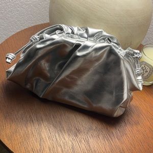 Shop Starlow IG boutique pouch